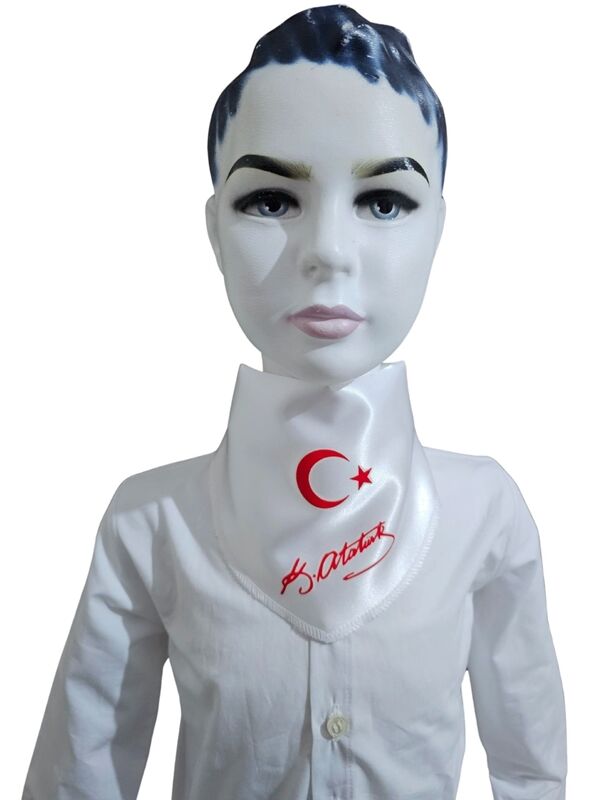 Ay Yıldızlı Atatürk İmzalı Fular Beyaz