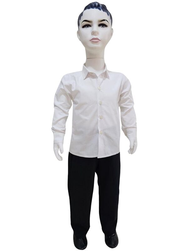 Siyah Pantolon Beyaz Gömlek Takım